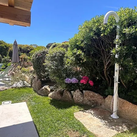 Villa Cute With Pool In *