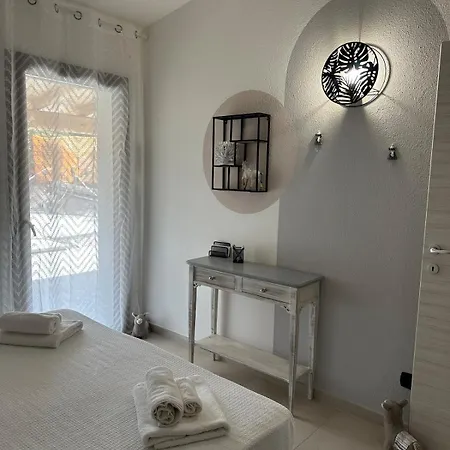 Villa Cute With Pool In