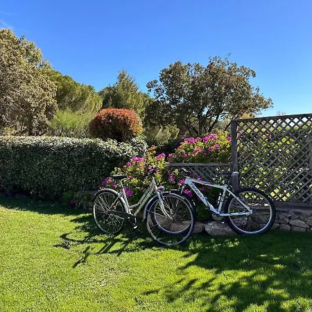 Villa Cute With Pool In *